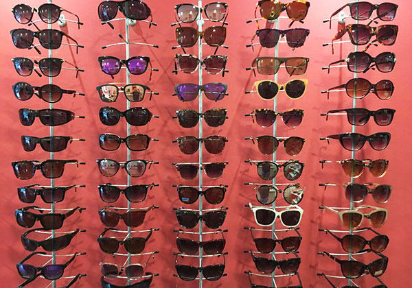 slide-chico-lentes-sol